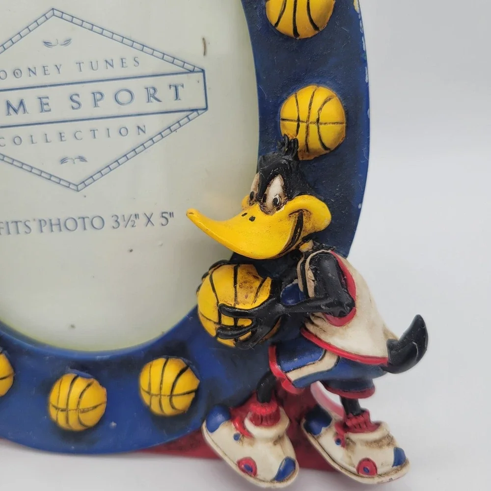 Vintage Looney Tunes Bugs Bunny & Daffy Duck Basketball Picture Frame Lot Of 2